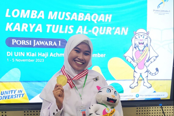 Ikuti Porsi Jawara I, Mahasiswa Fakultas Ushuluddin dan Dakwah Raih Medali Emas dalam Cabang Lomba MKTQ
