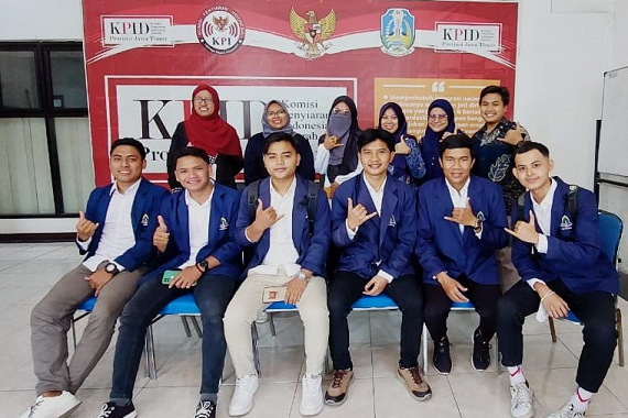 Kedatangan Mahasiswa Praktik Pengembangan Profesi FAUD IAIN Madura, Pihak KPID: Sangat Membantu Kami